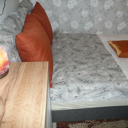 Laky9 Apartman Appartement Boedapest Buitenkant foto