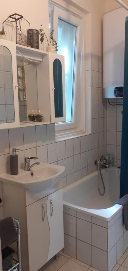 Laky9 Apartman Appartement Boedapest Buitenkant foto