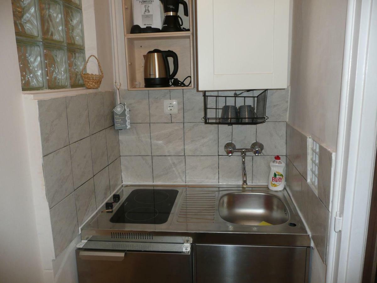 Laky9 Apartman Appartement Boedapest Buitenkant foto